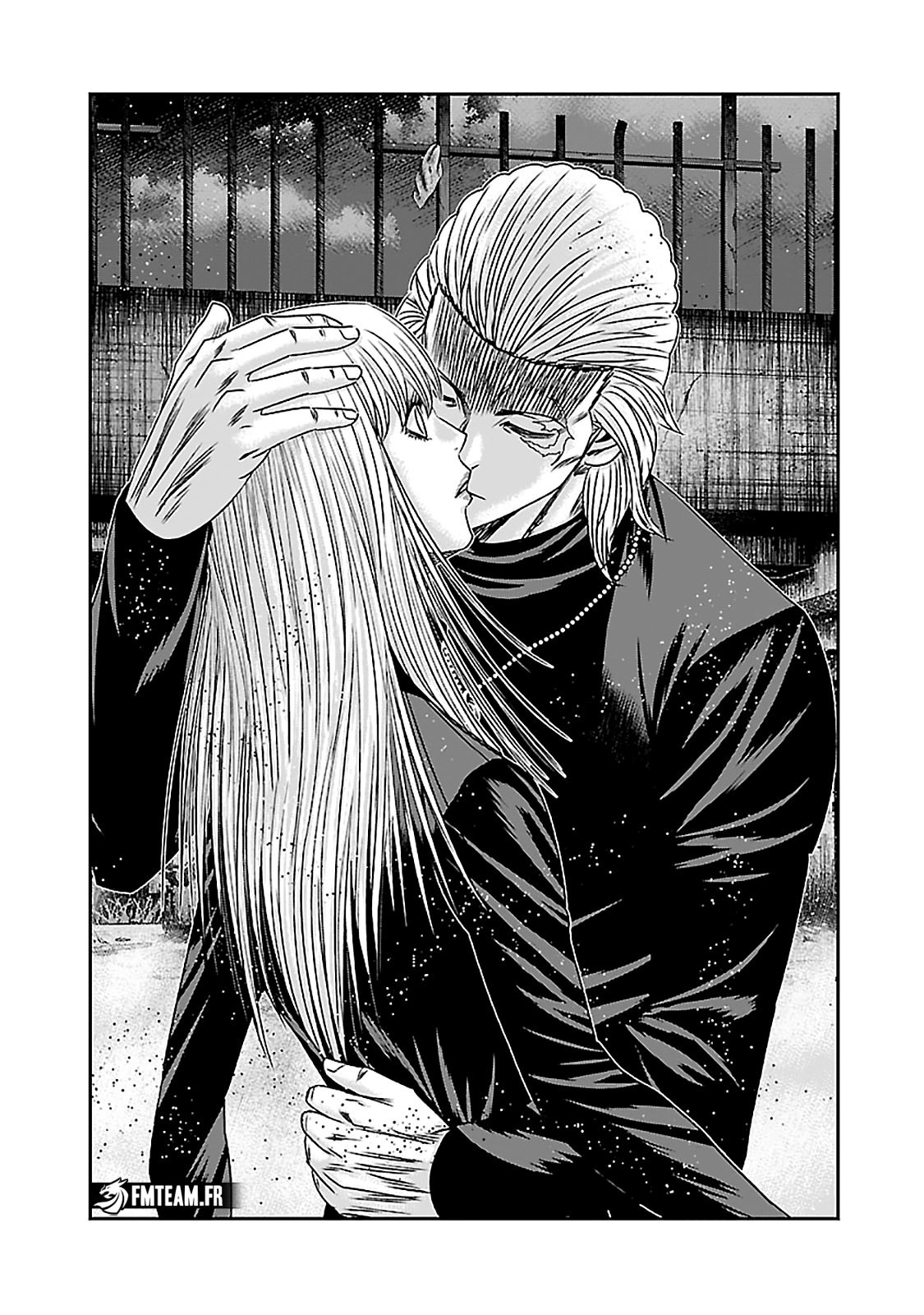 Read OUT FR Manga Online